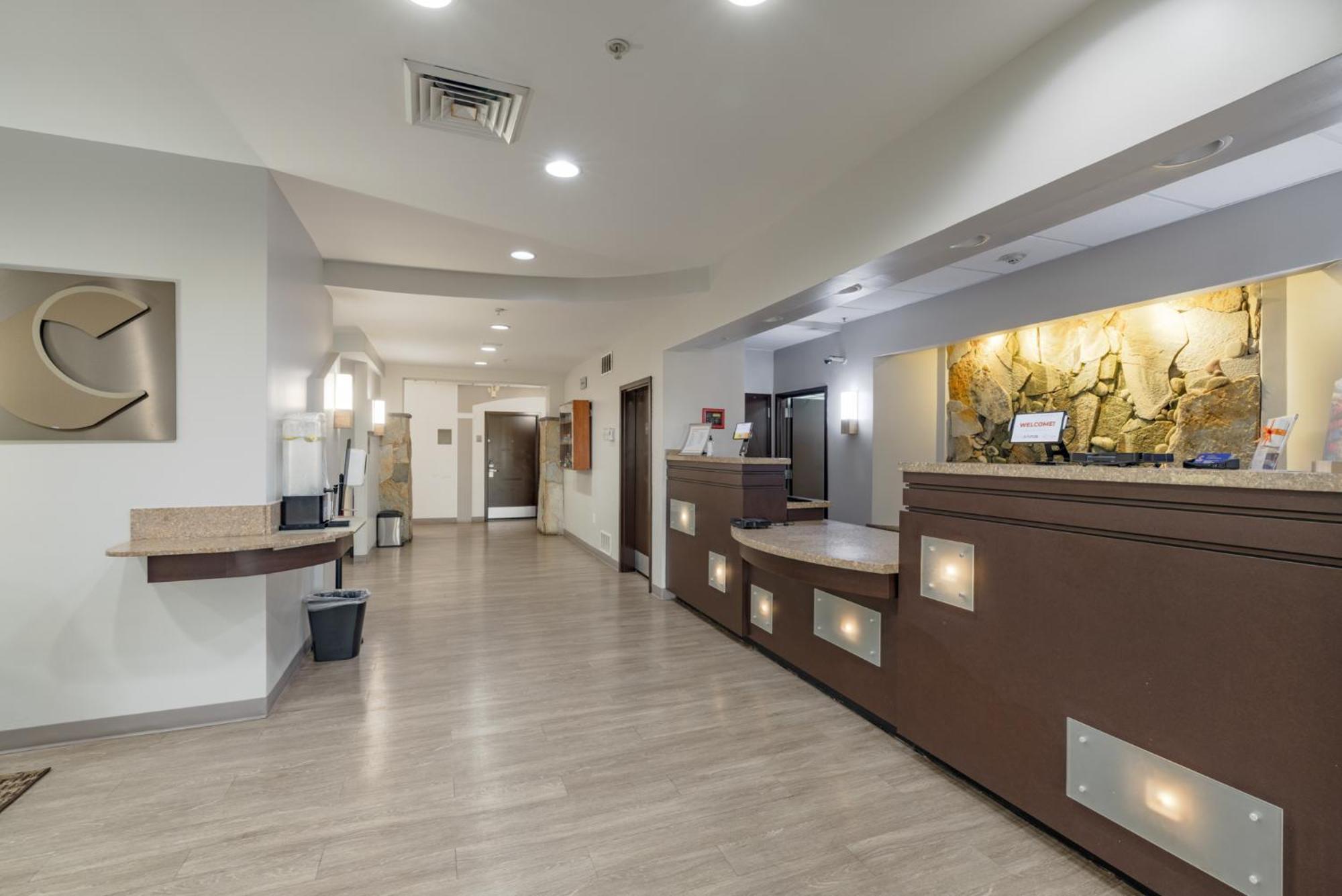 Comfort Suites Perrysburg - Toledo South Экстерьер фото
