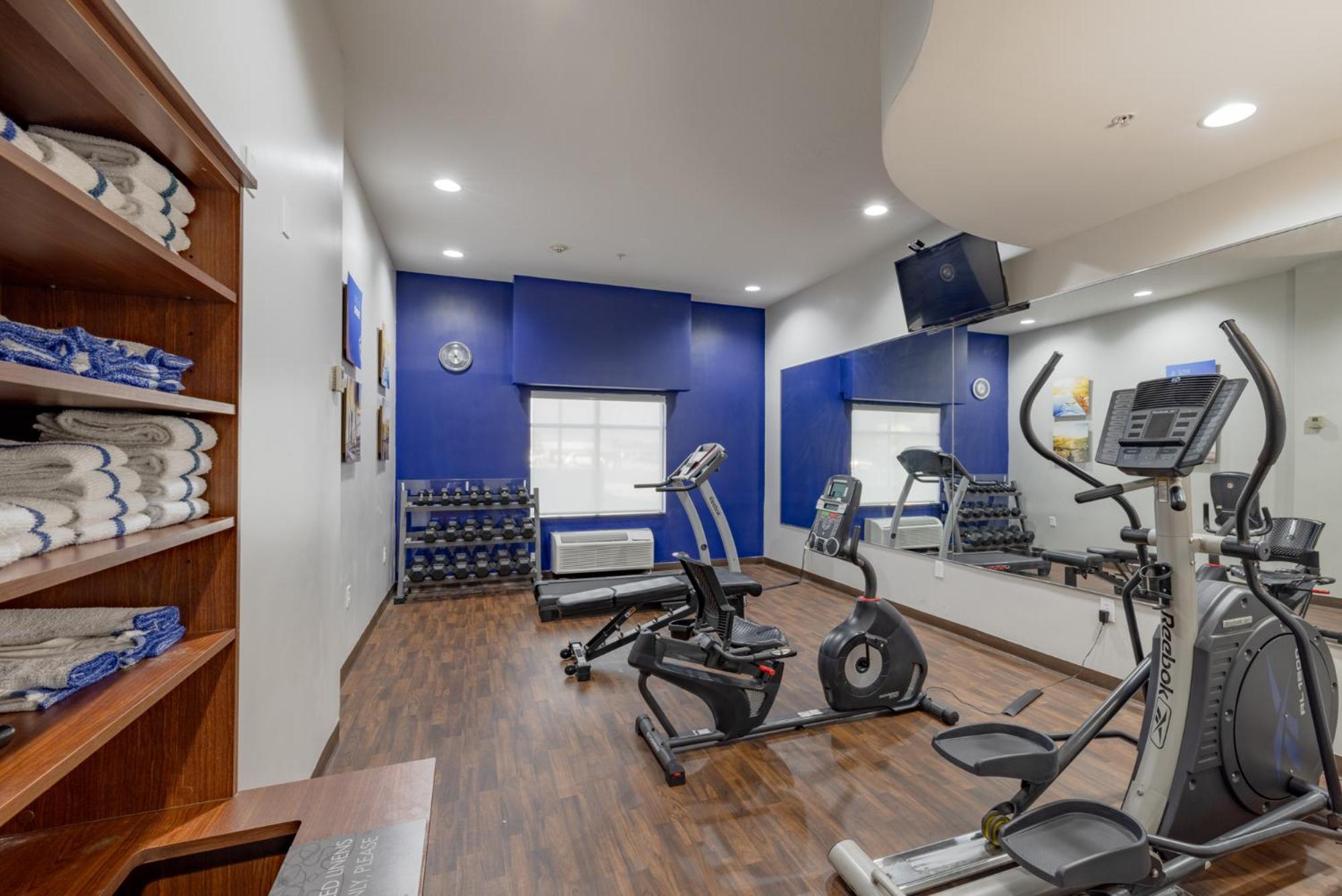 Comfort Suites Perrysburg - Toledo South Экстерьер фото